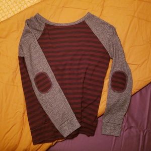 Long sleeve lightweight sweater
